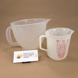 Tupperware Bundle #500 Mix-N-Store Measuring Pitcher #134 Measuring Cup